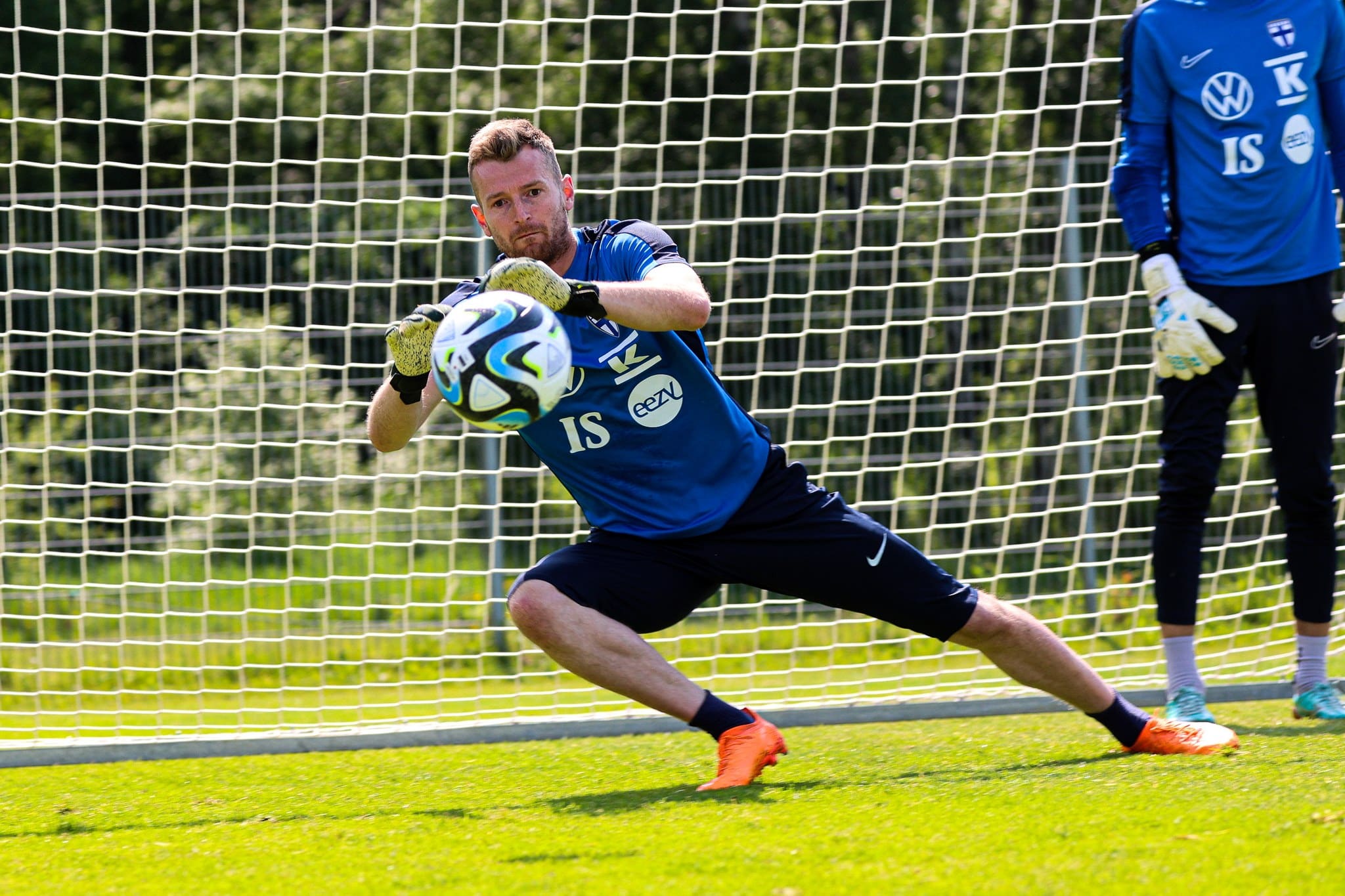 Lukas Hradecky aloittaa Saksan cupin finaalissa Leverkusenin maalilla – toinen pokaali haussa