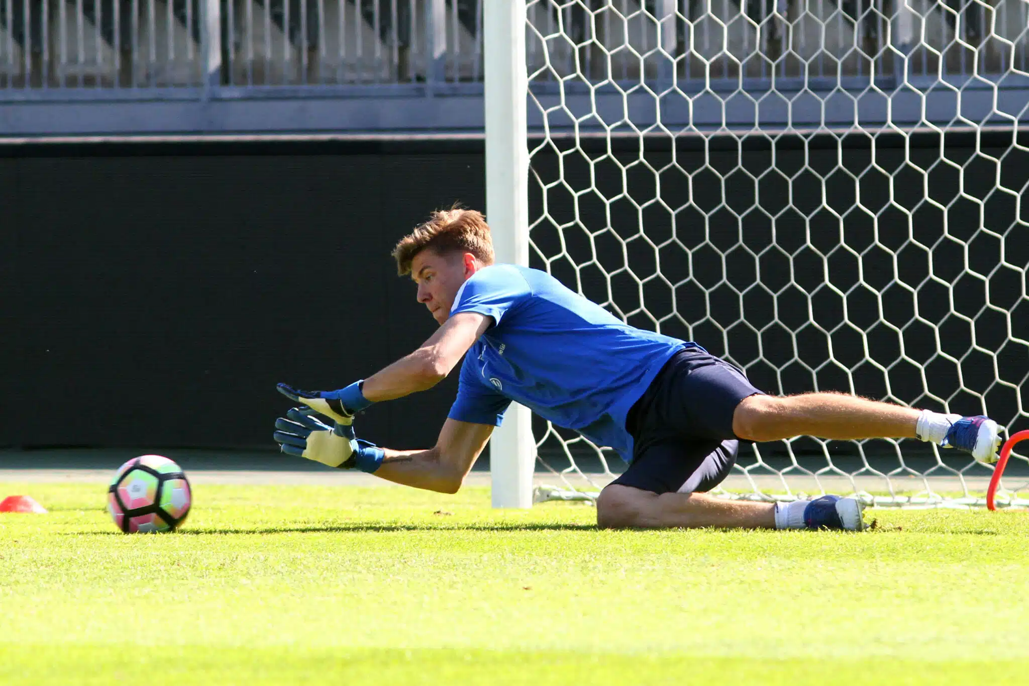Joel Pohjanpalo ei osunut, Jesse Joronen loisti – Venezia lähempänä sarjanousua!