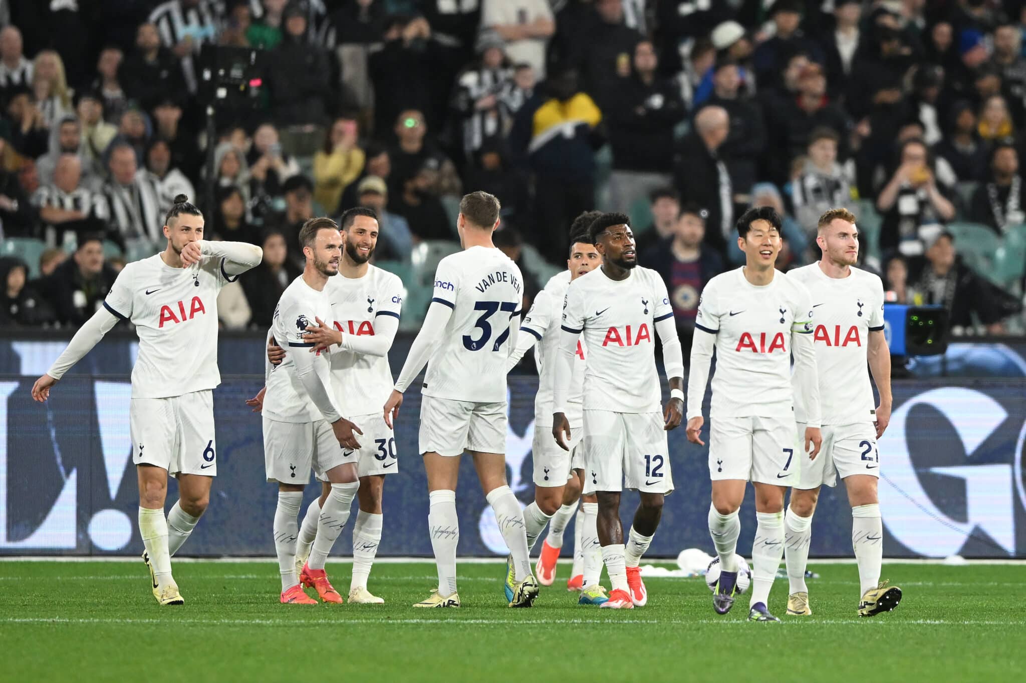 Tottenhamin ratkaisu lähestyy – Real Madrid kyttää Cristian Romeroa