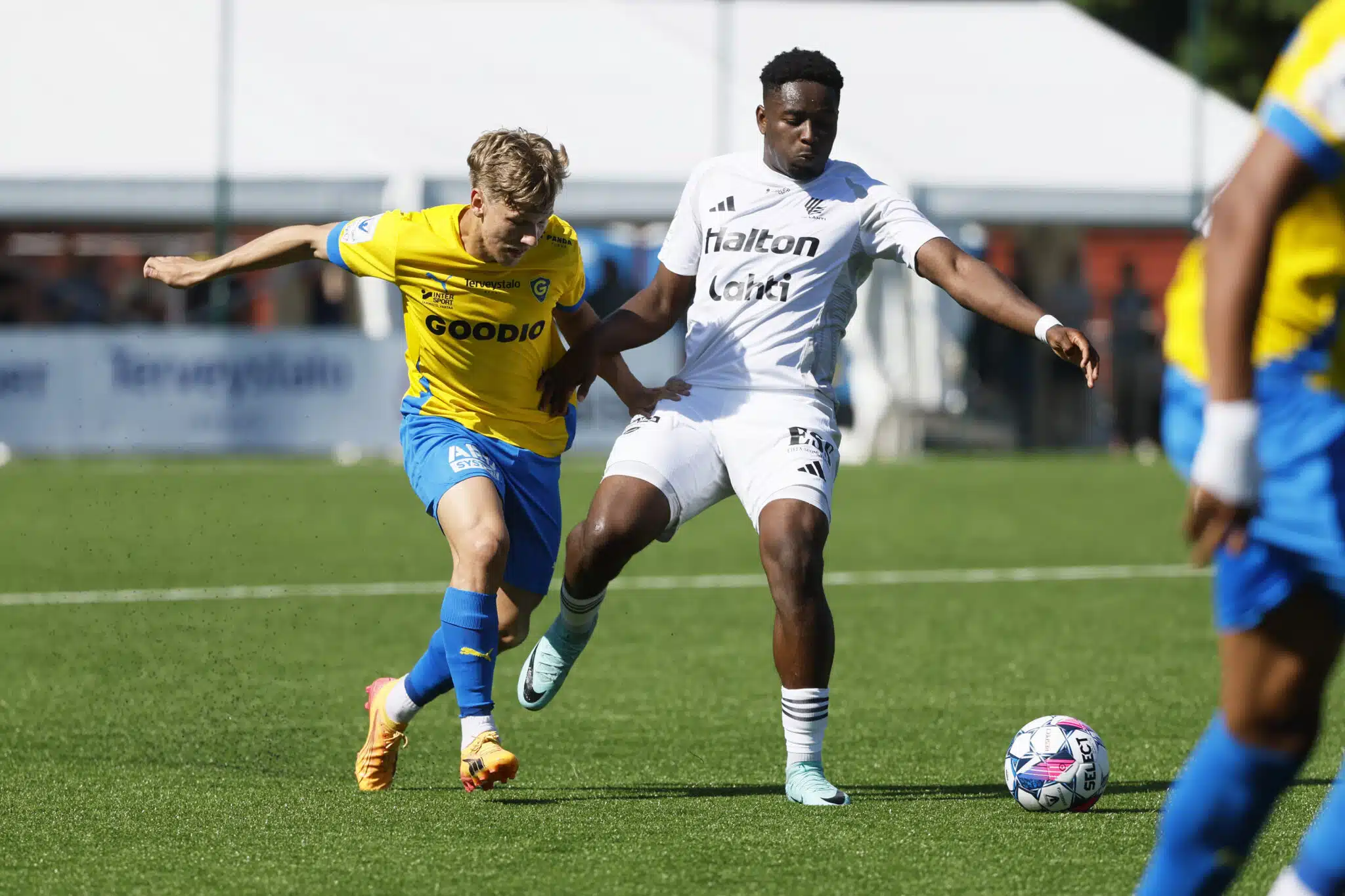 Colin Odutayo lähti Lahdesta