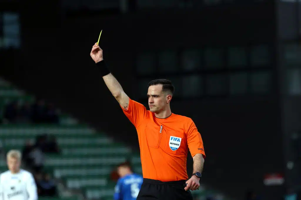 Tässä ovat Suomen Cupin finaalierotuomarit: Oliver Reitala ja Minka Vekkeli