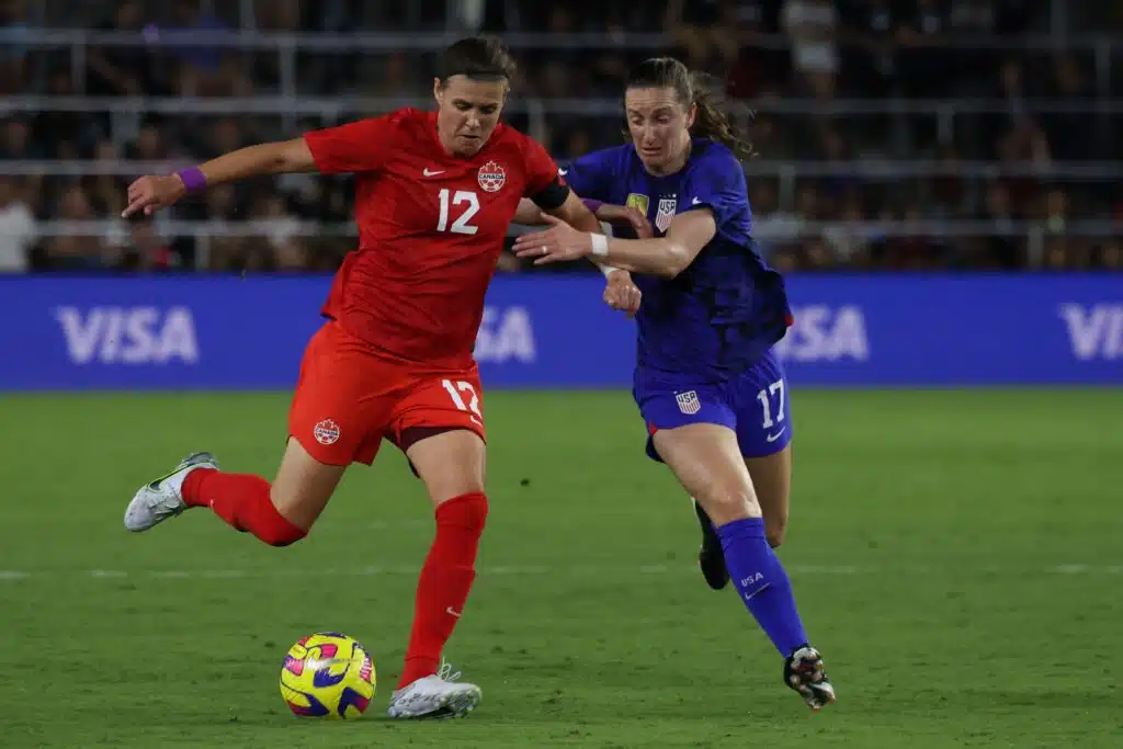 Maaottelumaalien ennätysnainen jättää pelikentät 41-vuotiaana