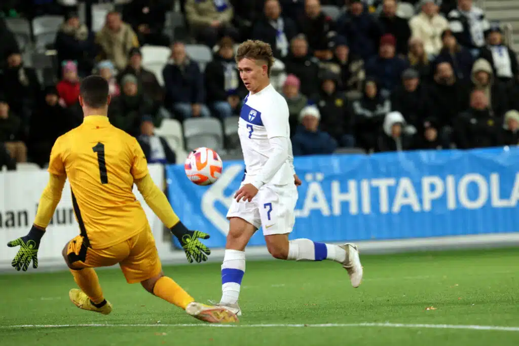 Pikkuhuuhkajien tähti onnistui ilmiömäisessä tempussa – mykistävä ratkaisu tallentui videolle