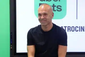 Andrés Iniesta tekee yllättävän ratkaisun – uusi alku kaukana Barcelonasta