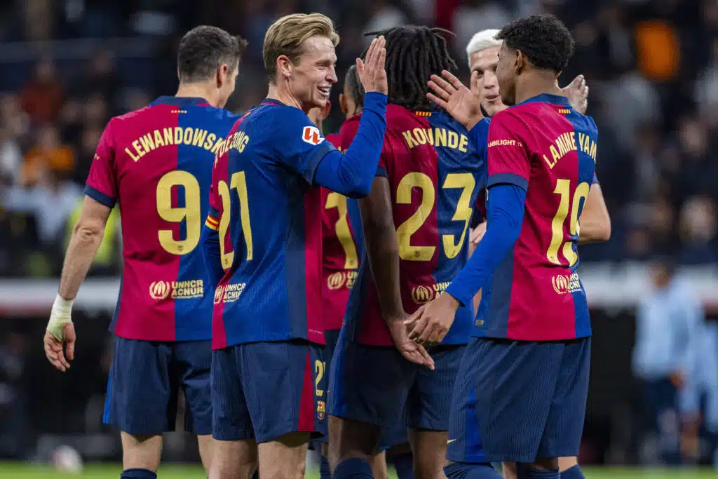 Barcelonassa jyrähtää – mikä on Lewandowskin kohtalo?