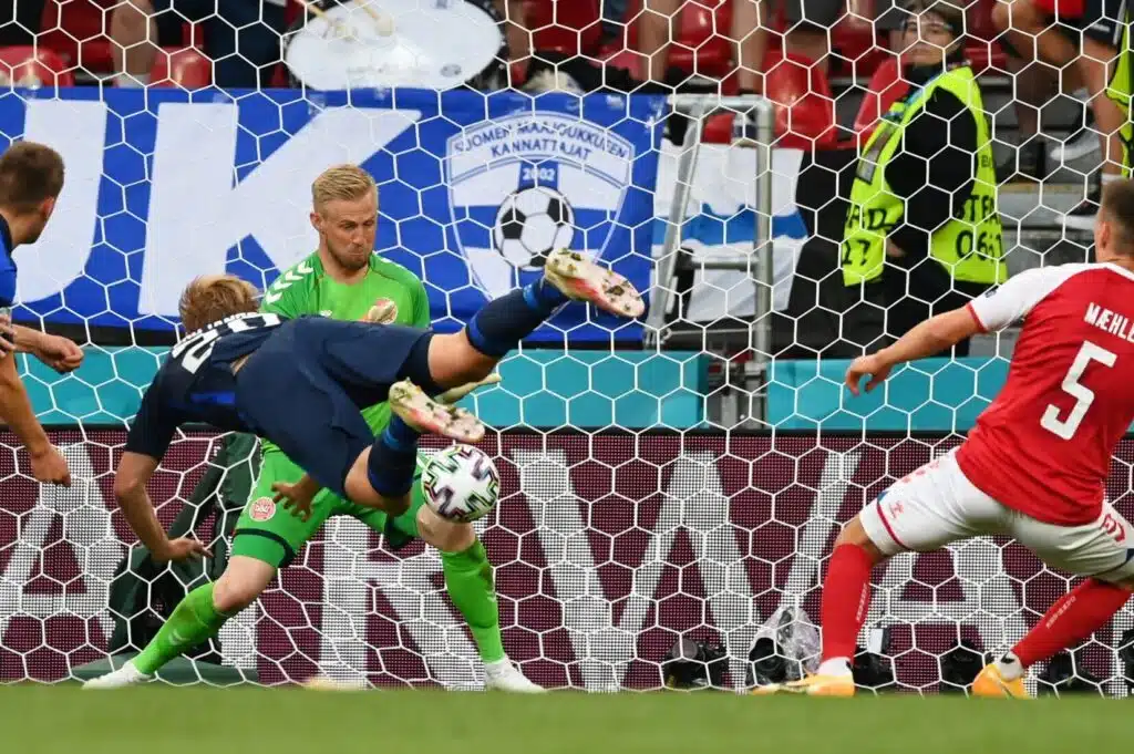 Joel Pohjanpalo harvinaisesti penkillä – ”Taktinen valinta”