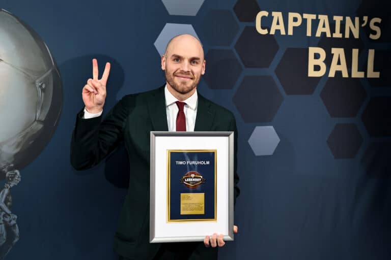 Veikkausliiga nimesi uuden legendan – Timo Furuholm kunniakerhoon
