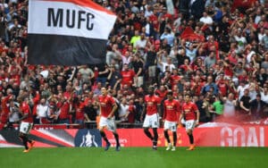 Oli jo Pep Guardiolan taskussa – José Mourinhon ryöstö repi Manchesterin riekaleiksi
