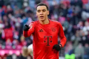 Bayern Münchenin helmi rikkoi hurjan rajapyykin – kukaan ei ole pystynyt tähän nopeammin