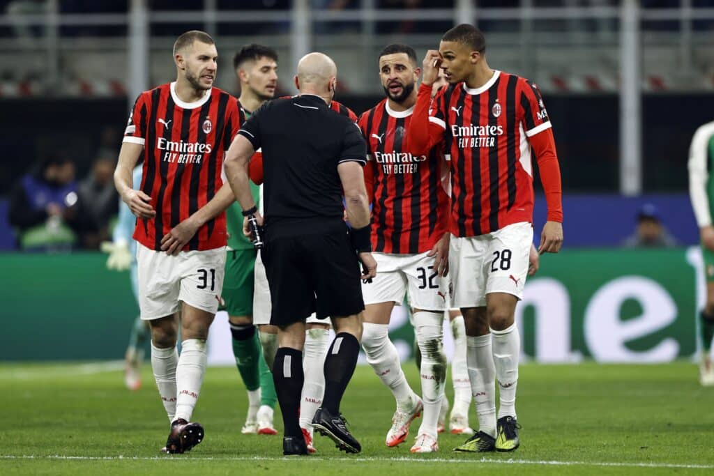 Näkökulma: AC Milan sortui italialaisen jalkapallon perisyntiin