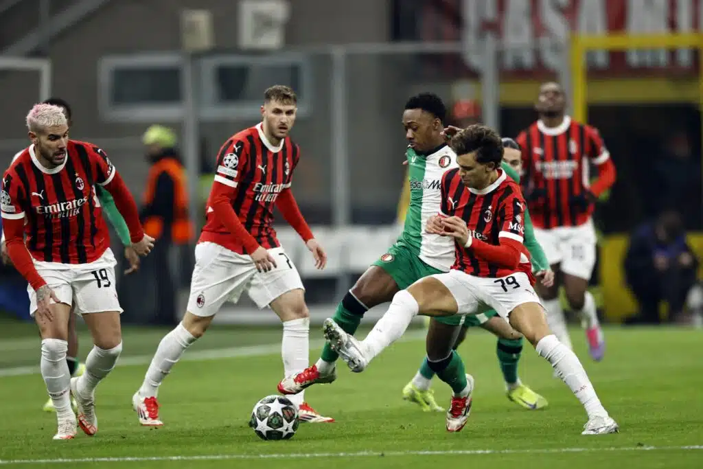 Zlatan Ibrahimović otti kantaa AC Milanin syöksyyn