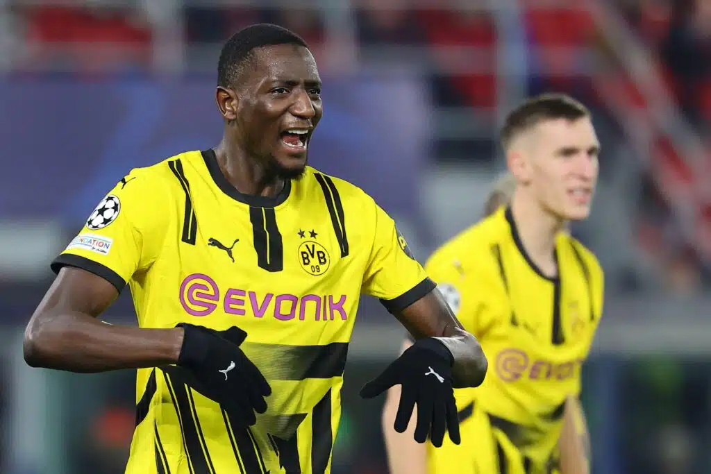 Tästä ei hiiskuttu – Bundesliigan maaliruiskun sopimuksessa salattu yksityiskohta