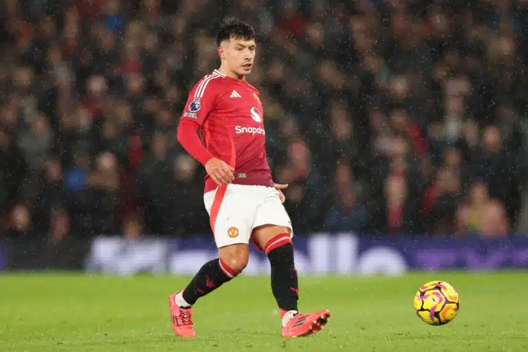 Manchester Unitedille karu uutinen ennen jättipeliä – puolustuksen tukipilari putosi taas