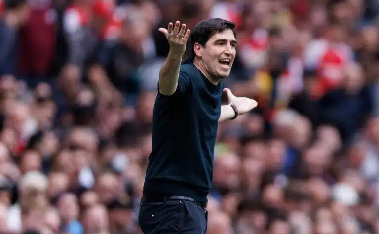 Tähtivalmentaja antoi kylmän vastauksen – tämä ei miellytä Unitedia eikä Spursia