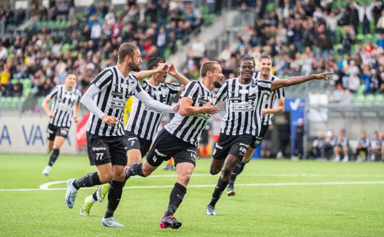 Veikkausliigassa rysähti – huippulupaukselle muhkea sopimus