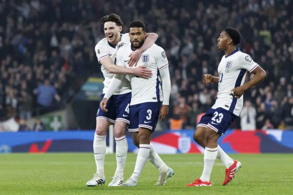 Englannin kulttipelaaja katosi huipulta – bisnes rullaa