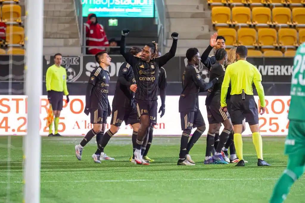 Veikkausliigassa jysähti – 19-vuotias kolossi löi nimen paperiin