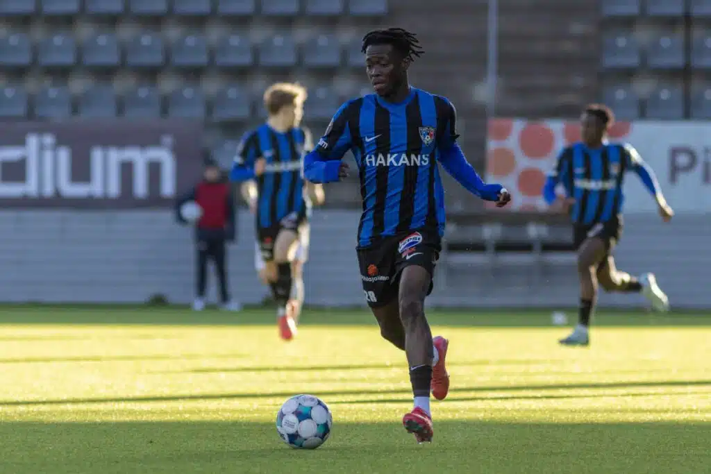 Näkökulma: Hämmentävä KuPS ja vahvan vireen Inter