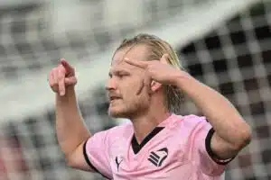 Näkökulma: Joel Pohjanpalo takoo maaleja, mutta se ei taida riittää