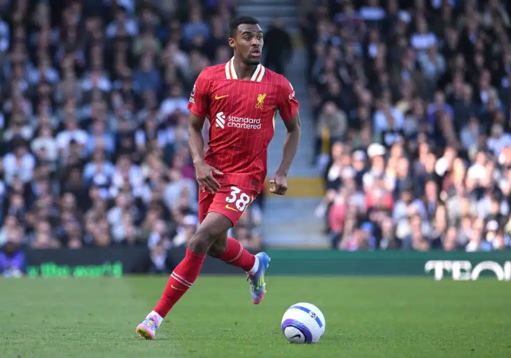 100 miljoonan punnan mies – Valioliiga-suuruudelta suorat sanat Liverpoolin jättihankinnasta