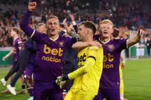 Kukaan ei kertonut etukäteen – sitten Huuhkaja-tähden entinen stadion nousi