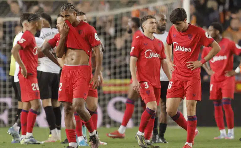 Espanjalaisseura kriisissä – pisin rangaistus sitten Diego Simeonen voi kostautua