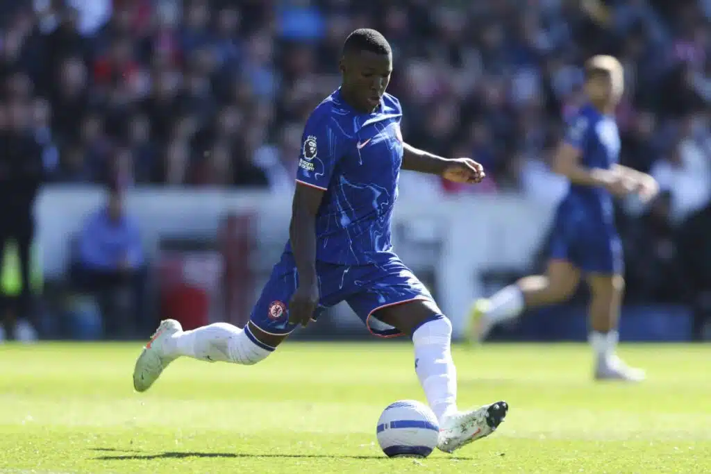 Tälle miehelle kenkää – Chelsea ei hätkähdä supertähden toiminnasta