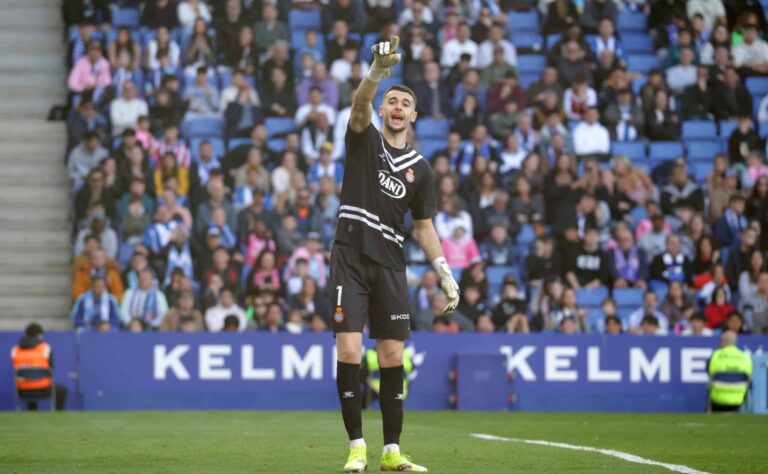Uusi Emiliano Martinez? – tähtivahti saatavilla pilkkahintaan