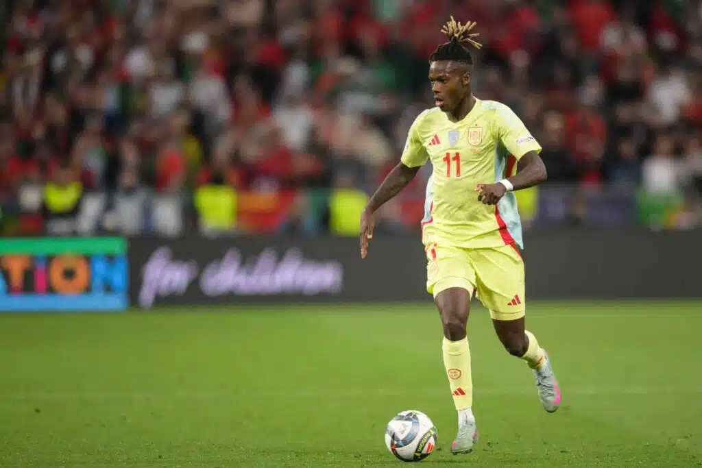 Bayernissa kuhinaa – laitahyökkääjältä repivä palkkavaatimus