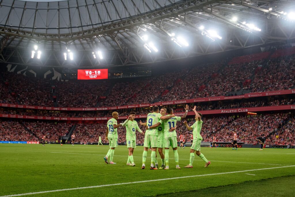 Yllättävä nimi Barcelonan siirtolistalla – Hansi Flickin luottomies Kataloniaan?