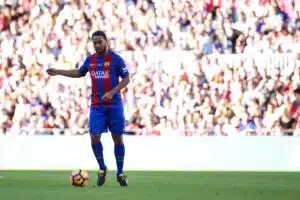 Jalkapallolegenda tyrmää koko ottelun – 90 minuuttia on liikaa