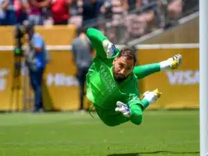 Shokkiväite Manchesterista – ykkösvahti tekemässä täyskäännöksen?