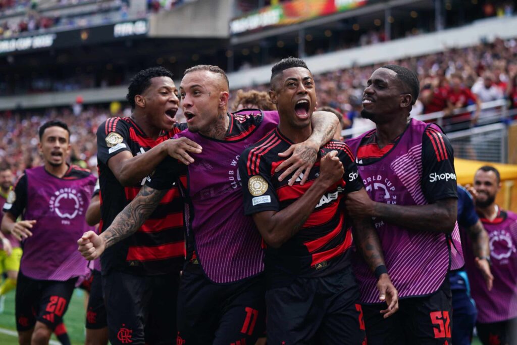 Chelsea suli brasilialaisten puristuksessa
