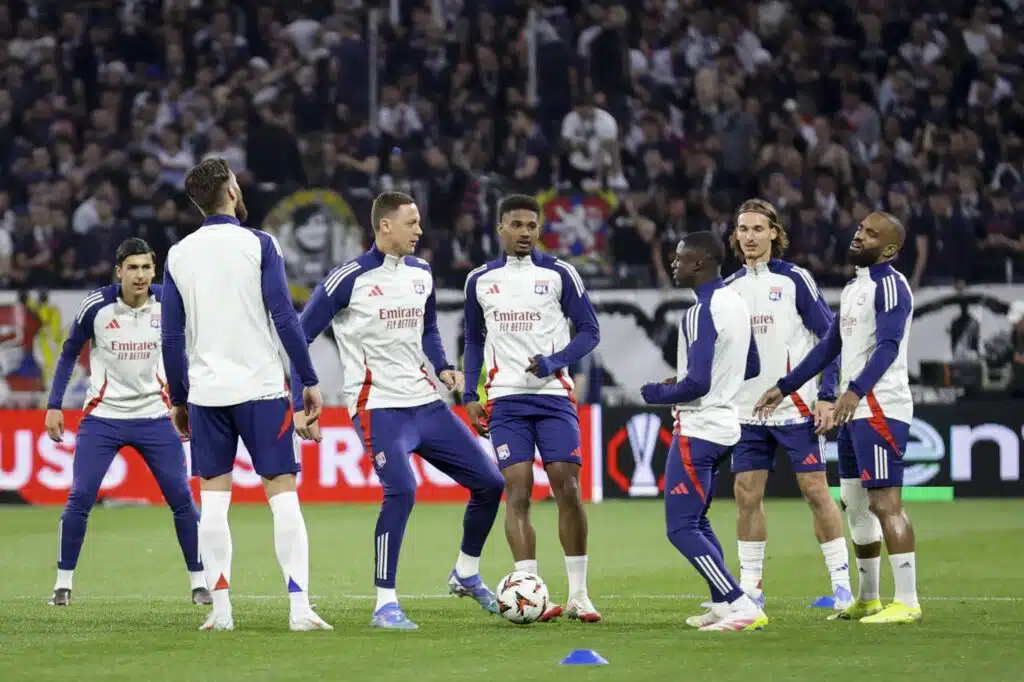 Shokkipäätös pudotti Lyonin – kestomenestyjä tippui Ranskan kakkossarjaan