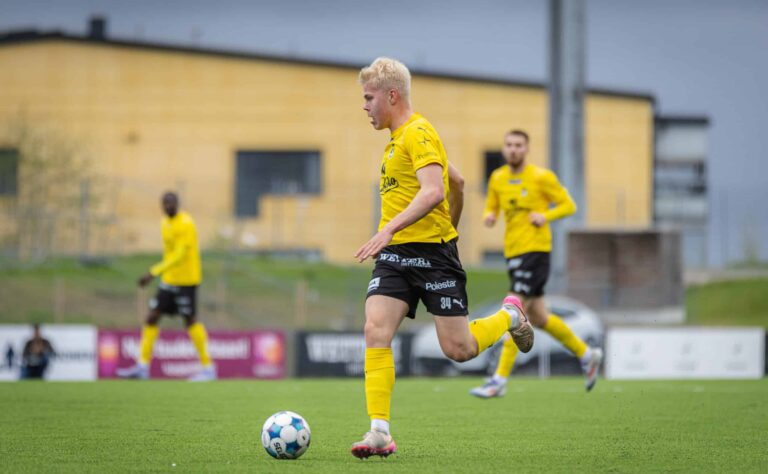 Näkökulma: Ensimmäinen laukaus taivaan tuuliin – KuPS:illa on vielä kaksi patruunaa miljoonapottiin