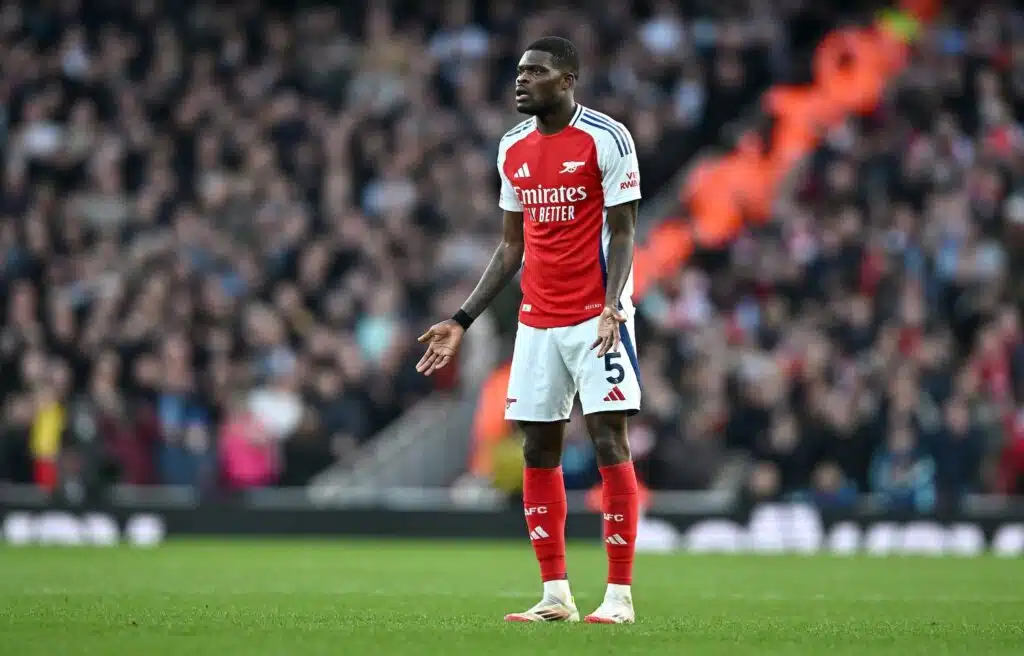 Entisellä Valioliiga-tähdellä kaksijakoinen debyytti – raskaat syytteet niskassa