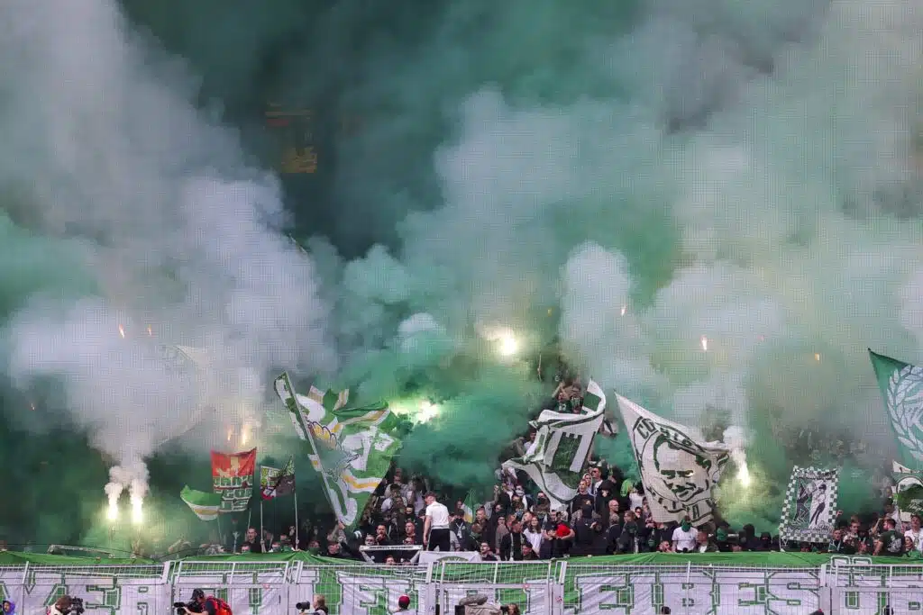 Bundesliiga-seura jäi nuolemaan näppejään – jenkkikärki tyrmäsi paluun