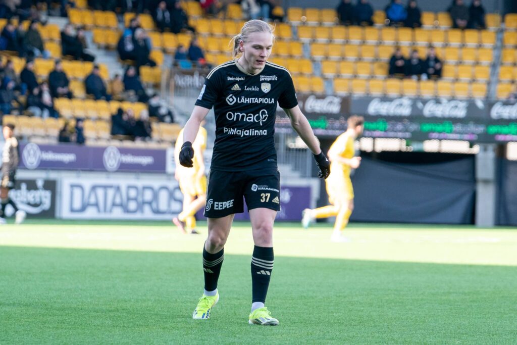 Haastattelu: Maalikuningas Kasper Paananen tähtää ulkomaiden kentille – ”Jos ei nyt, milloin sitten?”