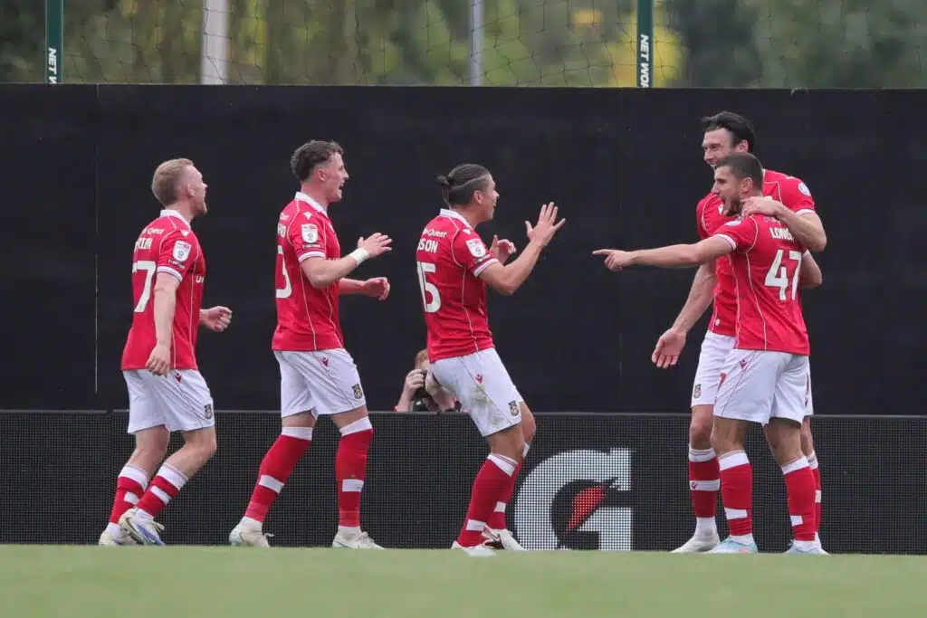 Wrexhamin uudet kasvot puhuttavat – kaksi häkkiä ei riittänyt