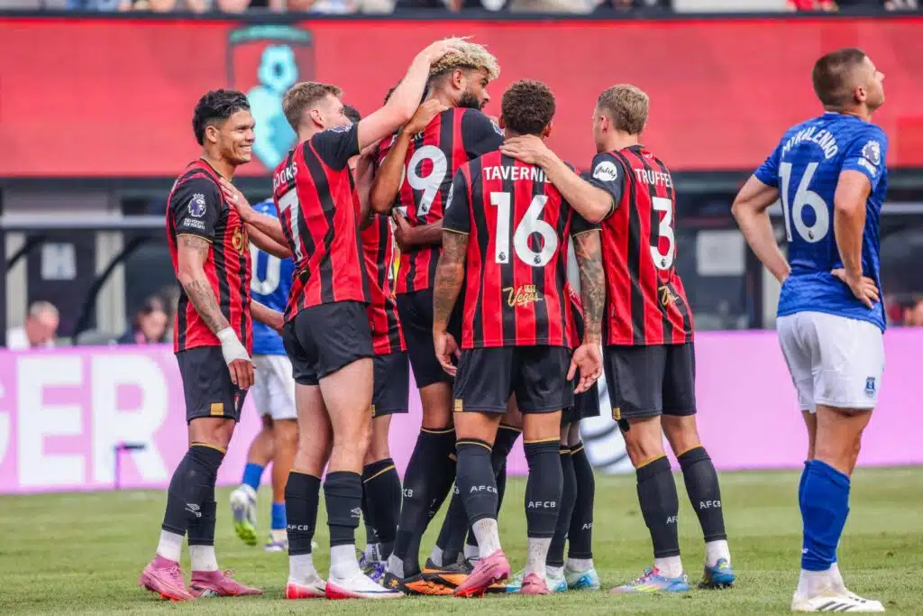 350 miljoonan punnan operaatio jatkuu: Valioliiga-seura nappasi Leverkusen-tähden