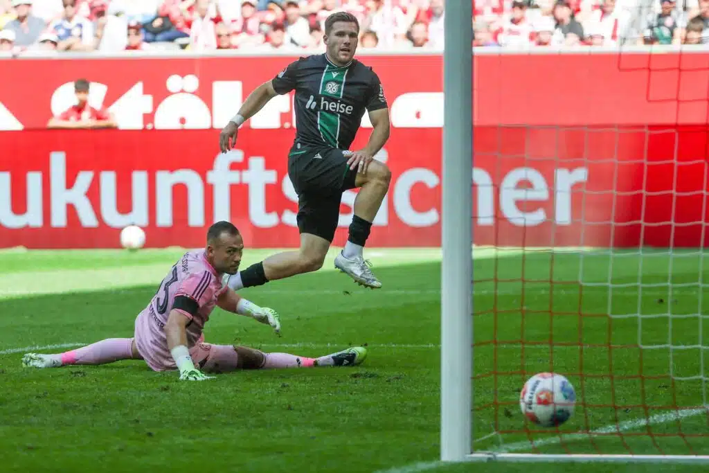 Huuhkaja-tykin seuraan muutoksia