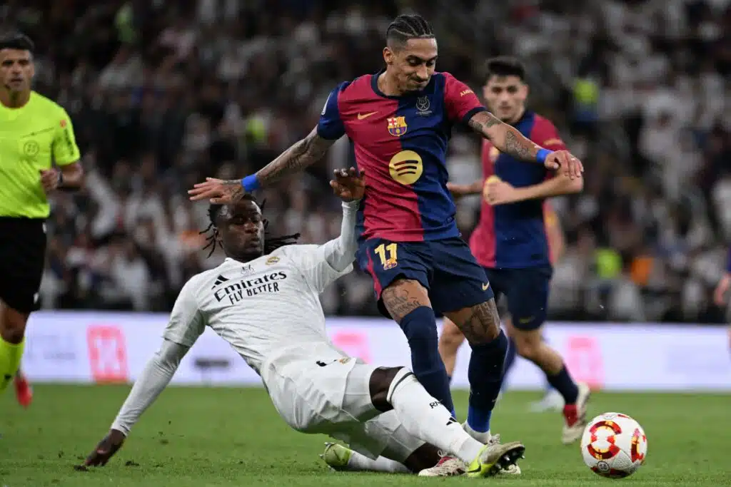 ”Täydellinen tilaisuus” Liverpoolille – shokkiväite Real Madridin helmestä