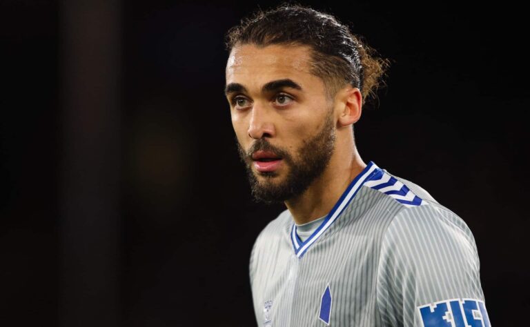 Valioliiga-tähti ilmiliekeissä – silti Englannin MM-paikka kaukana?