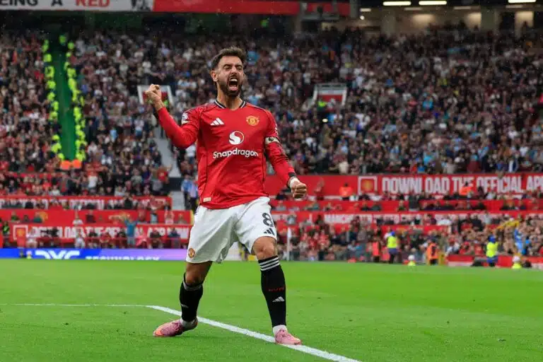 Kenen ympärille joukkuetta rakennetaan? – Manchester Unitedin kapellimestari suurennuslasin alla