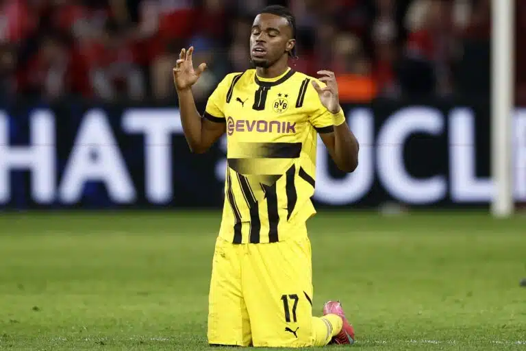 270 miljoonaa ja ovi käy edelleen – Dortmund nappasi tutun miehen