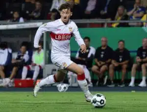 Bayern päästi timantin ilmaiseksi – nyt Real Madrid ja Manchester United seuraavat Kroosin perillistä