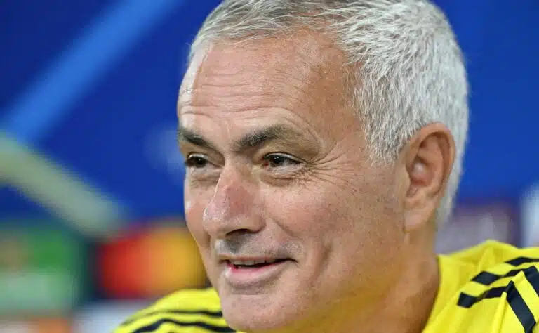 Huippumanageri paljasti syyn harmaisiin hiuksiinsa – ”Lassana ja hänen agenttinsa”