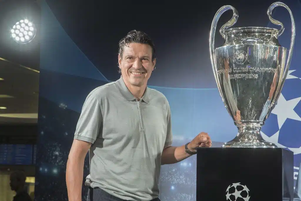 Reaktio: Asiantuntijalla teki pahaa katsoa Jari Litmasen ex-seuraa – ”Alkoi olla häpeällinen saldo”