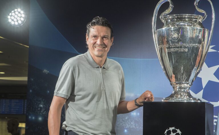 Reaktio: Asiantuntijalla teki pahaa katsoa Jari Litmasen ex-seuraa – ”Alkoi olla häpeällinen saldo”