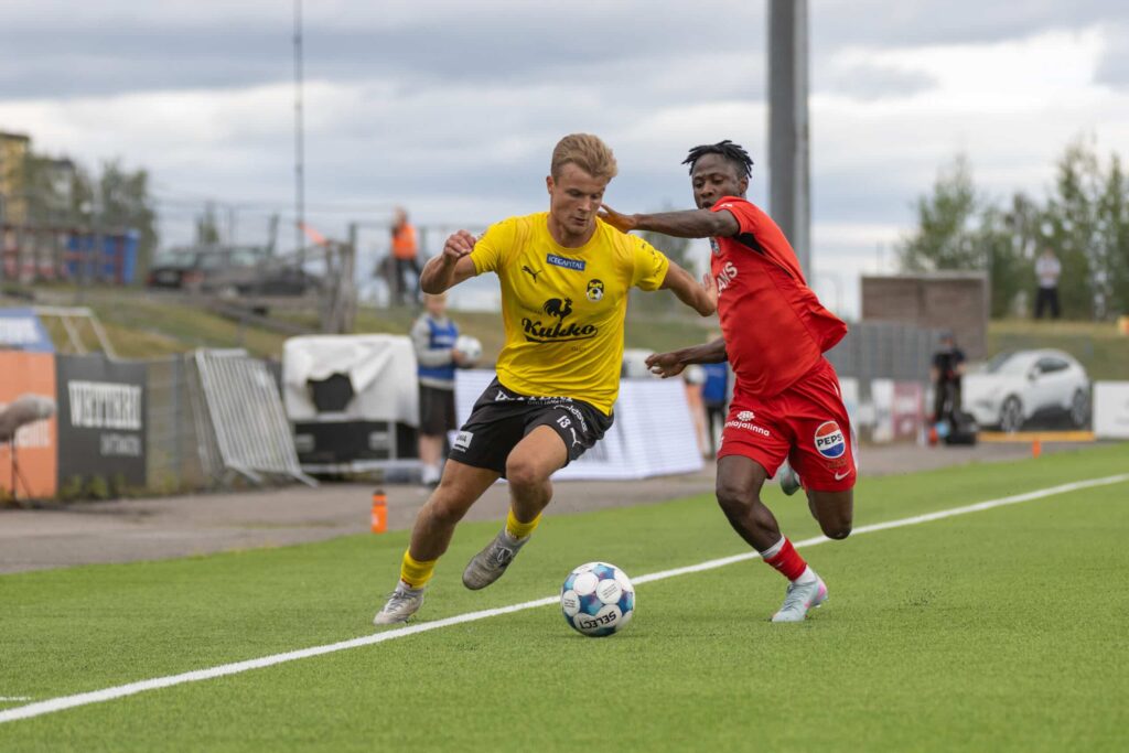 KuPS-tähti joukkuekaverinsa Kazakstan-siirrosta: ”Ollut jo pari kautta liian hyvä Veikkausliigaan”